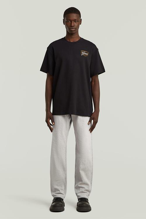 Script Gr R T - Dk Black