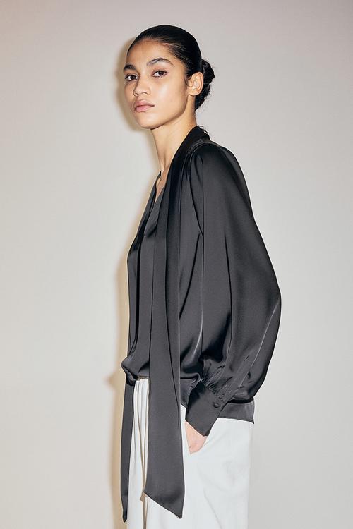 Tie-neck chiffon blouse - black