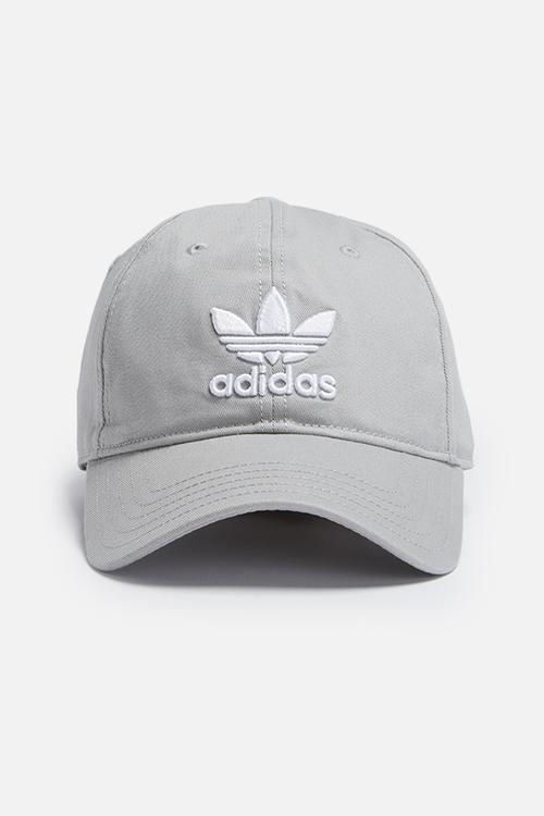 Trefoil adjustable cap