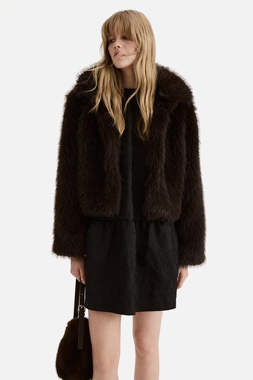 Cropped fluffy jacket - dark brown