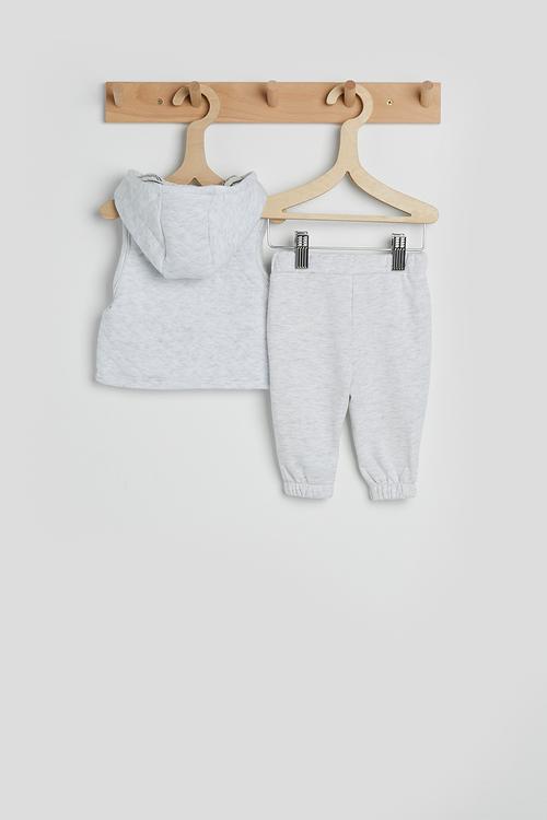 Hooded vest with joggers - light grey