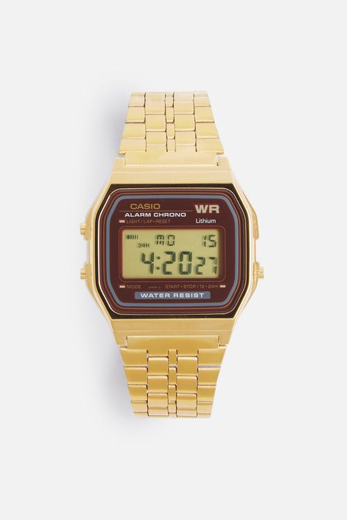 Digital wrist watch