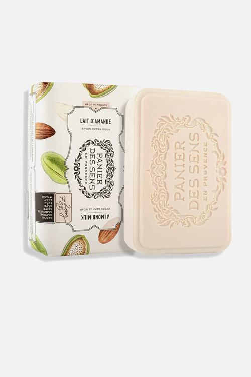 Soothing almond extra-gentle soap