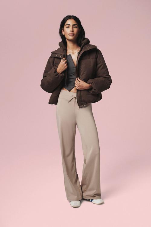 The Mother Puffer Soft Touch Jacket - French Roast