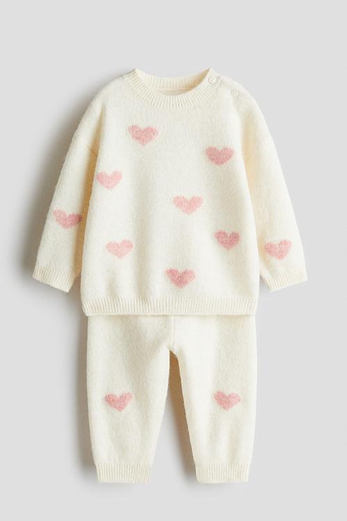 2-piece knitted set - light beige/hearts