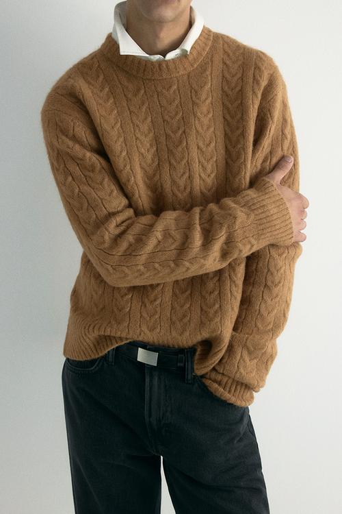 Regular fit cable knit jumper - beige