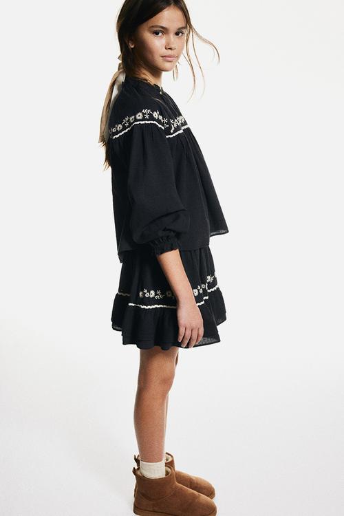 Embroidery-detail cotton skirt - black/floral