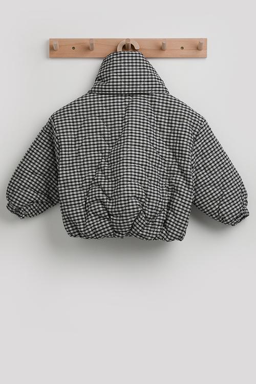 Checkered collarless puffer jacket with scarf - black