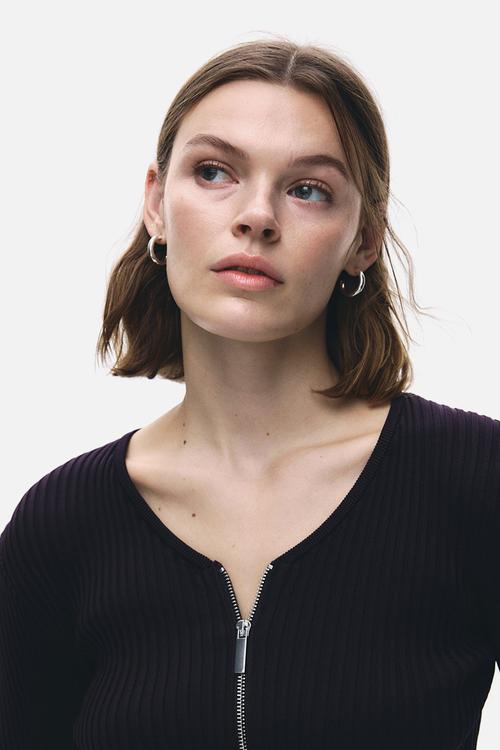 Zip-top ribbed top - dark purple