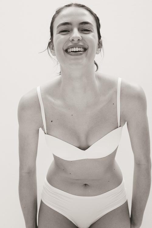 Microfibre super push-up balconette bra - white