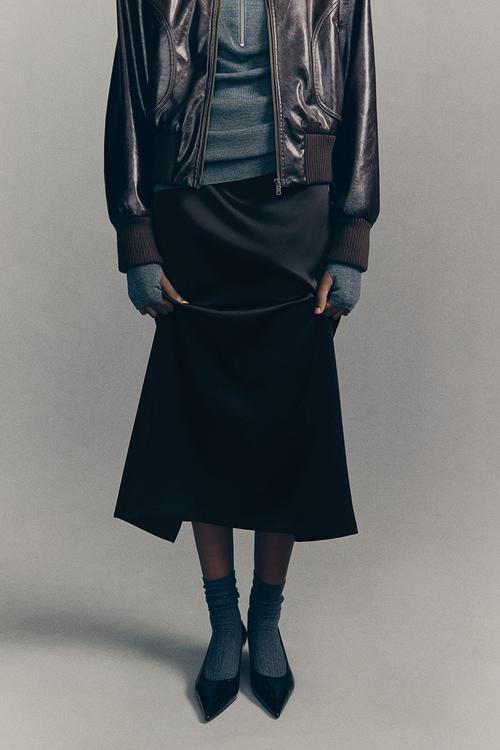 Long pencil skirt - black