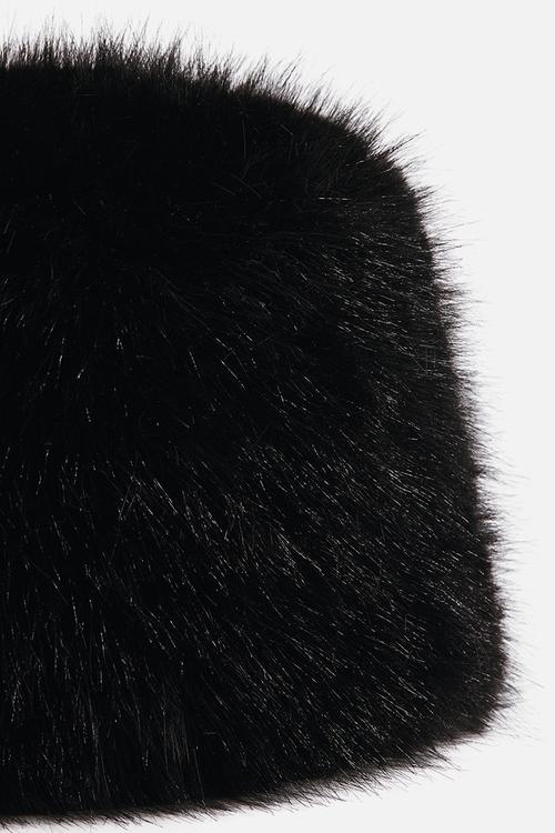 Fluffy hat - black