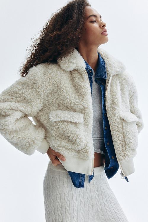 Fluffy jacket - light beige