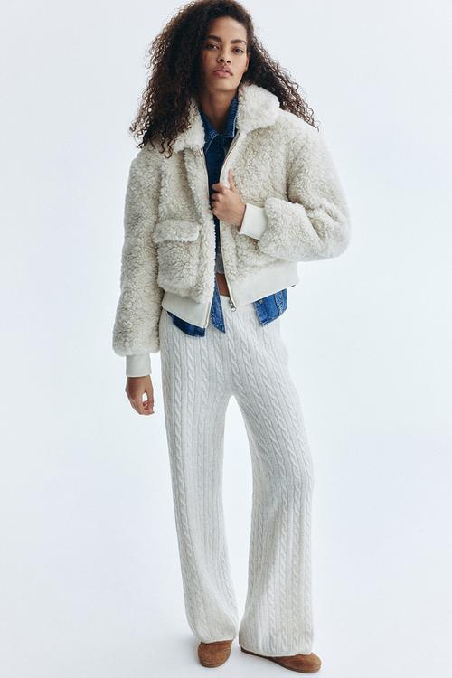 Fluffy jacket - light beige