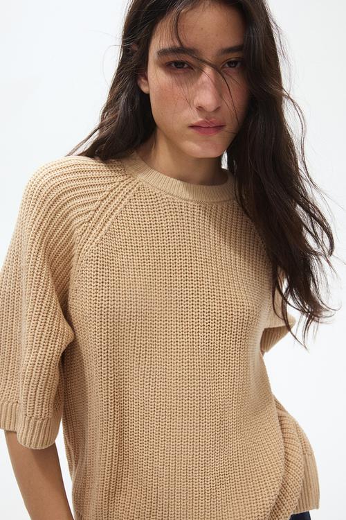 Short-sleeved jumper - beige