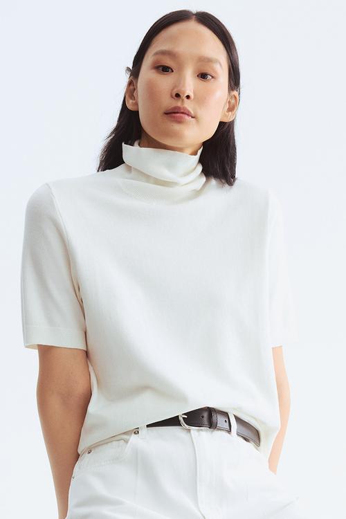 Fine-knit polo-neck top - white