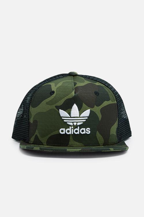 Camo snapback trucker