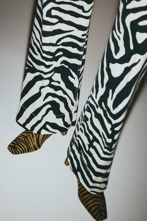 Canvas trousers - white/zebra print