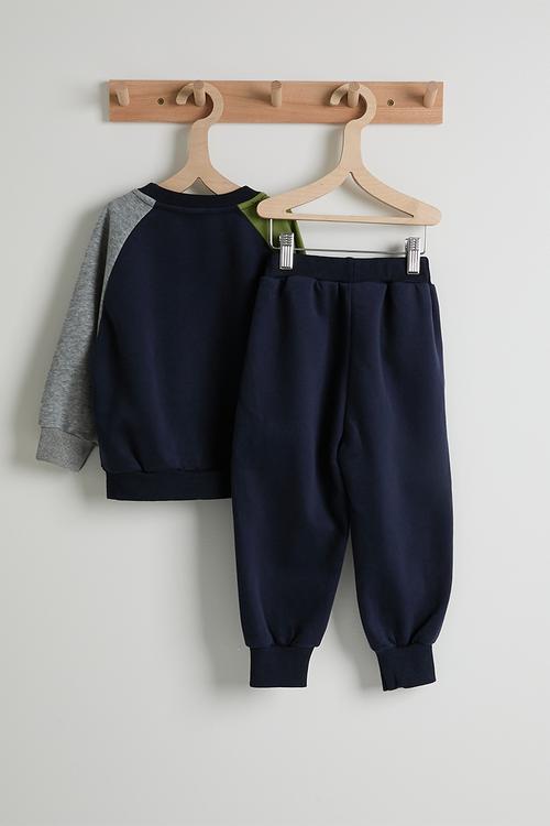 Raglan sweatshirt & joggers - navy/multi