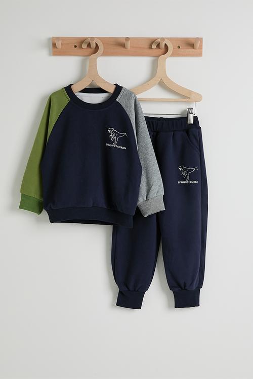 Raglan sweatshirt & joggers - navy/multi