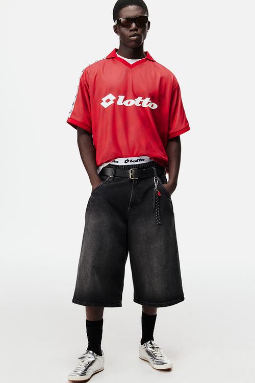 Lotto H&M: Loose fit football shirt - red/lotto