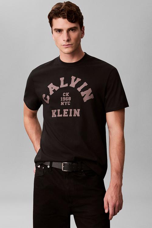 Ss 20S Ln Calvin College Graphic Tee - Black