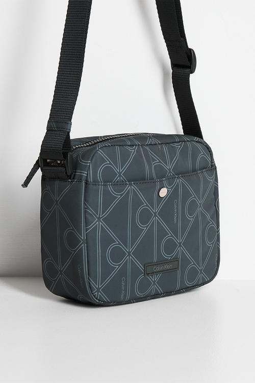Printed Emblem Aop Nylon Camera Bag - Pirate Black