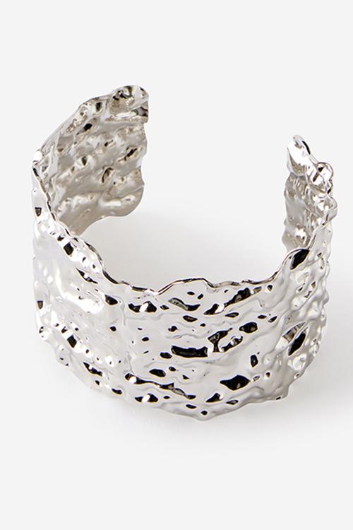 Single bracelet - up silver y2k hammered cuff