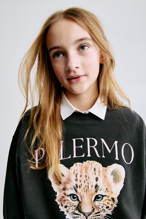 Motif-detail sweatshirt - black/palermo