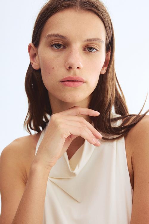 Cowl-neck body - cream