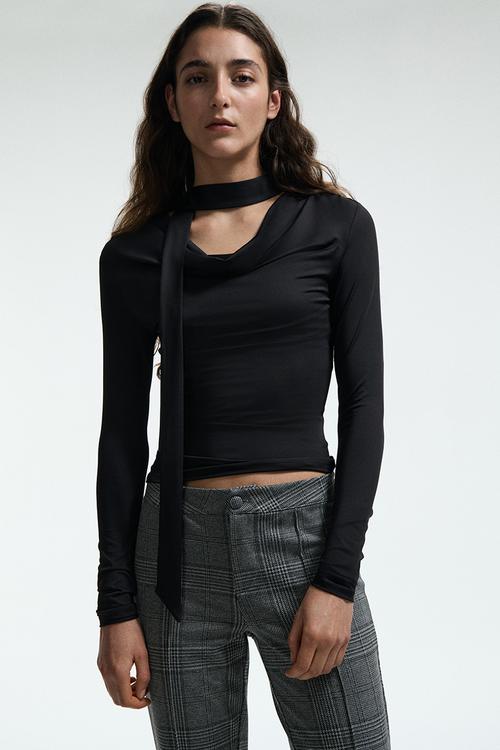 Scarf-detail top - black