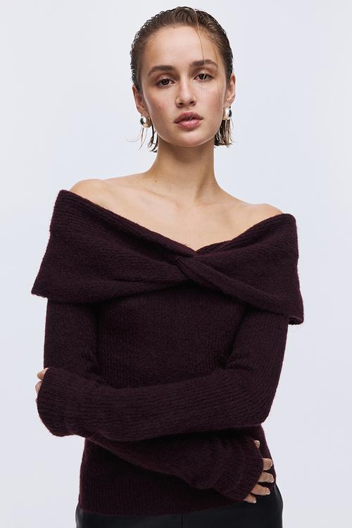 Off-the-shoulder jumper - burgundy