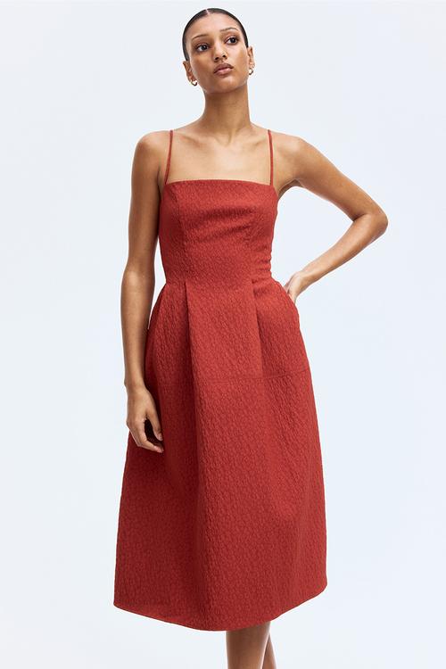 Jacquard-weave strappy dress - brick red