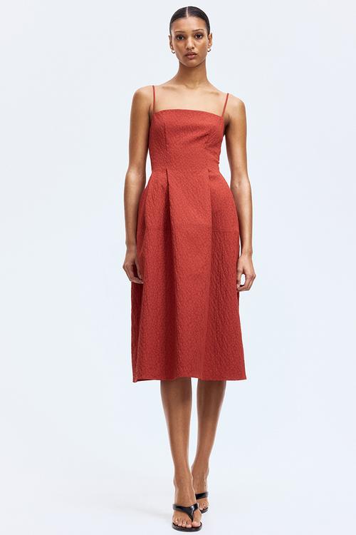 Jacquard-weave strappy dress - brick red