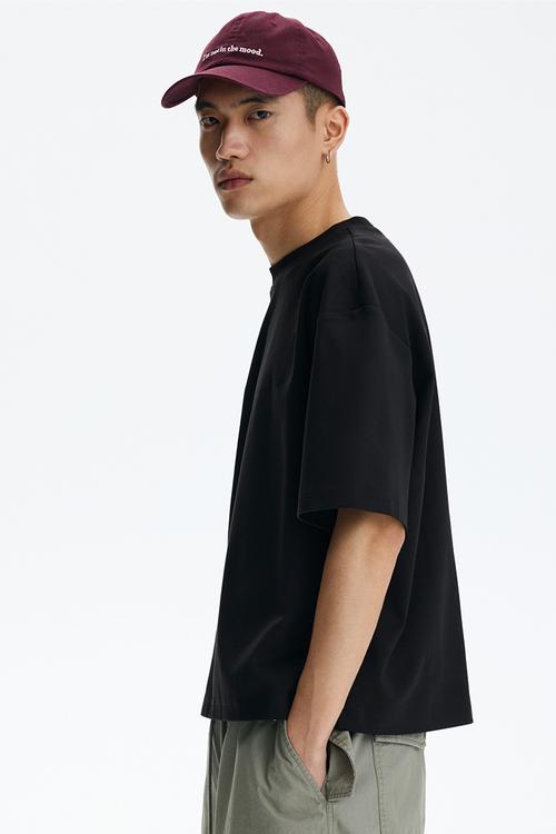 Oversized fit t-shirt - black
