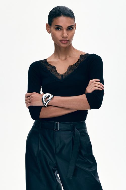 Lace-trimmed rib-knit top - black