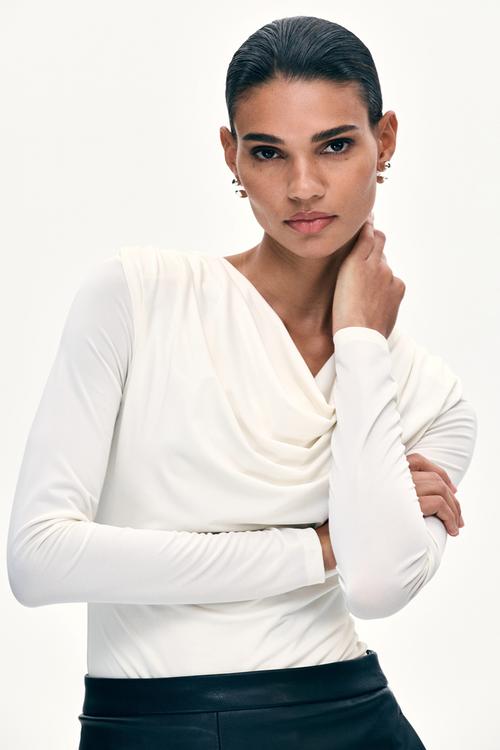 Cowl-neck shoulder-pad body - cream