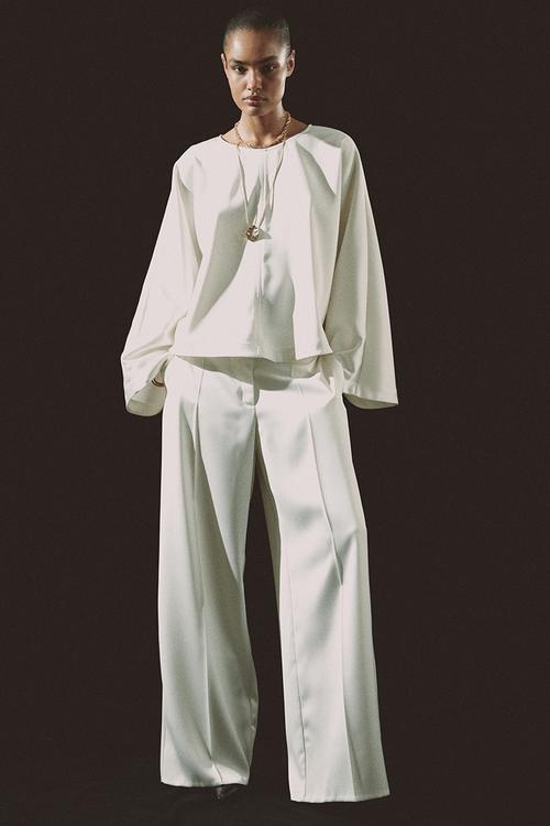 Loose-fit blouse - cream