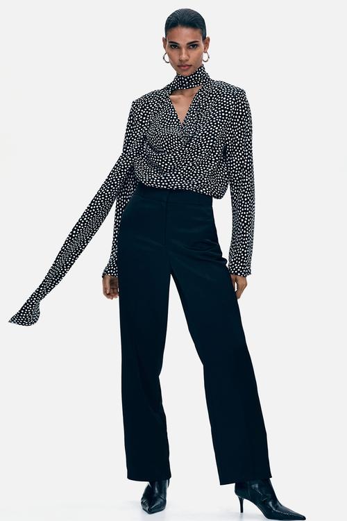 Scarf-detail cowl-neck blouse - black spotted