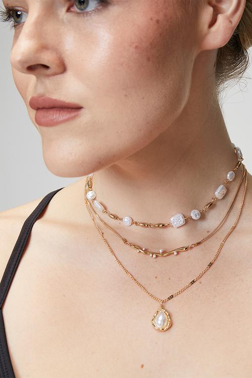 Fayelynn Stacked Shell Beaded Necklaces - Gold
