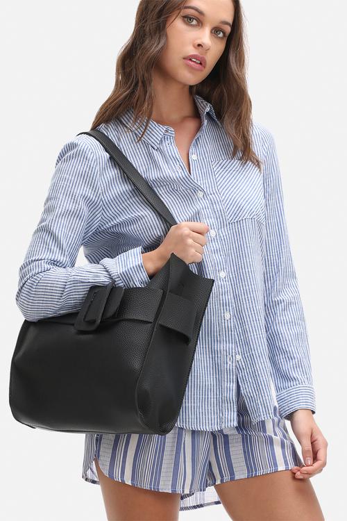 Kim buckle bag
