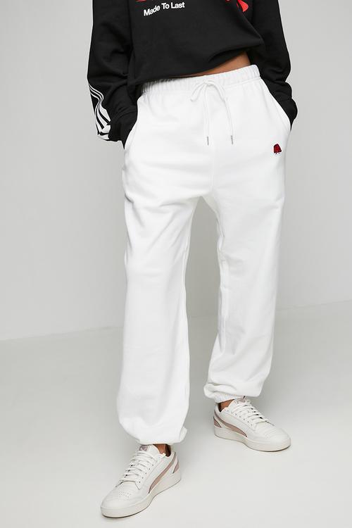BEANIE TRACKPANTS - WHITE