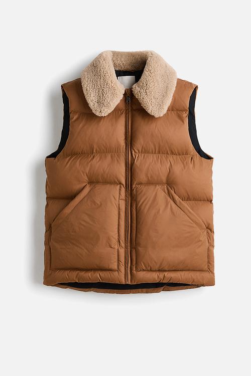 Teddy-collared puffer gilet - brown