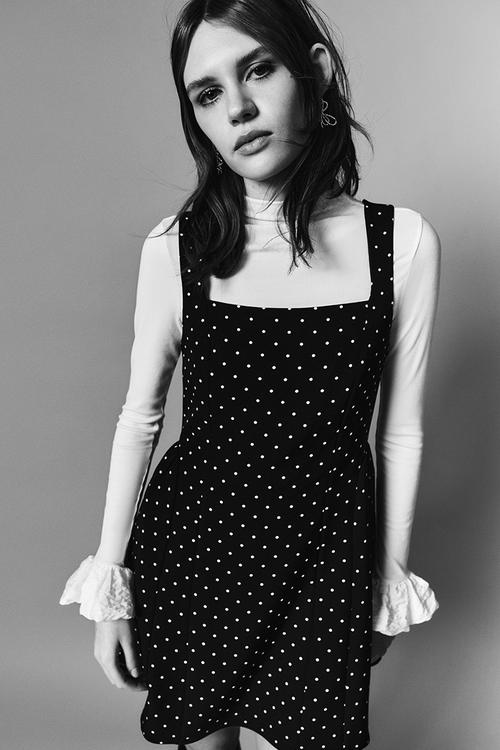 Flared-skirt dress - black/spotted