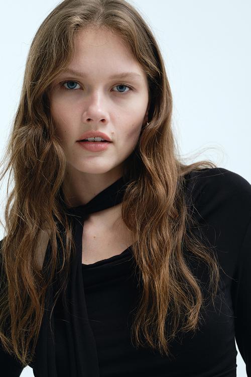 Draped scarf-detail top - black