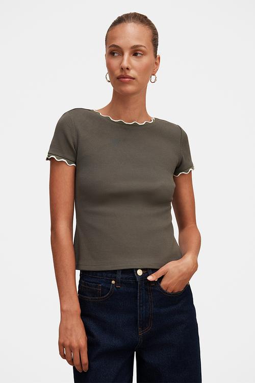Rebecca scallop trim T-shirt in - thyme/porcelain