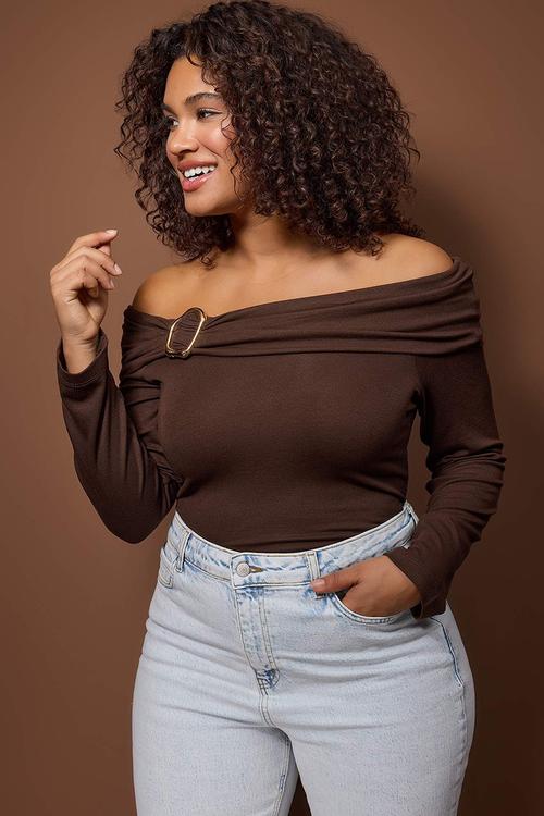 Plus Viscose Soft Fabric Bodycon Carmen Collar Knitted Blouse - Brown