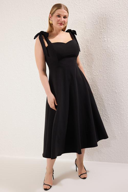 Plus A-Line Strap Lacing Detailing Woven Evening Dress - Black