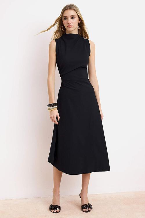 A-Line Asymmetrical  Midi Knitted Dress - Black