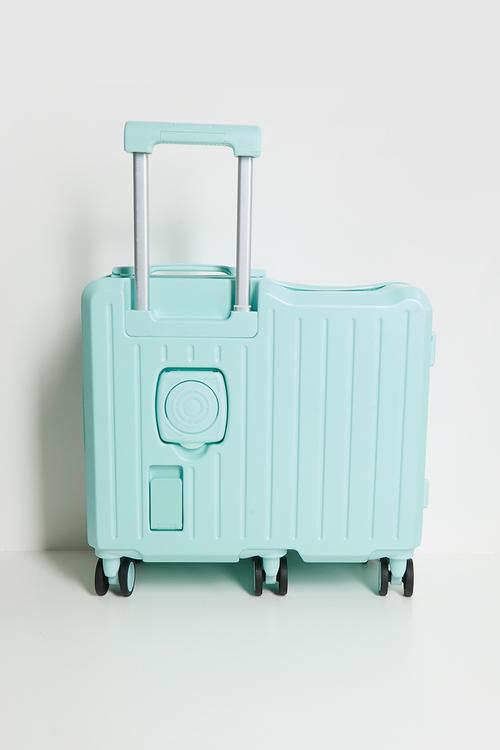 Sit-and-ride trolley bag - pastel blue